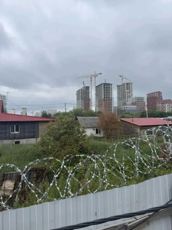 Управа ЦАО и застройщик «Страна» помогают жительнице с Большой Заречной откачать воду Управа ЦАО и застройщик «Страна» помогают жительнице с Большой Заречной откачать воду