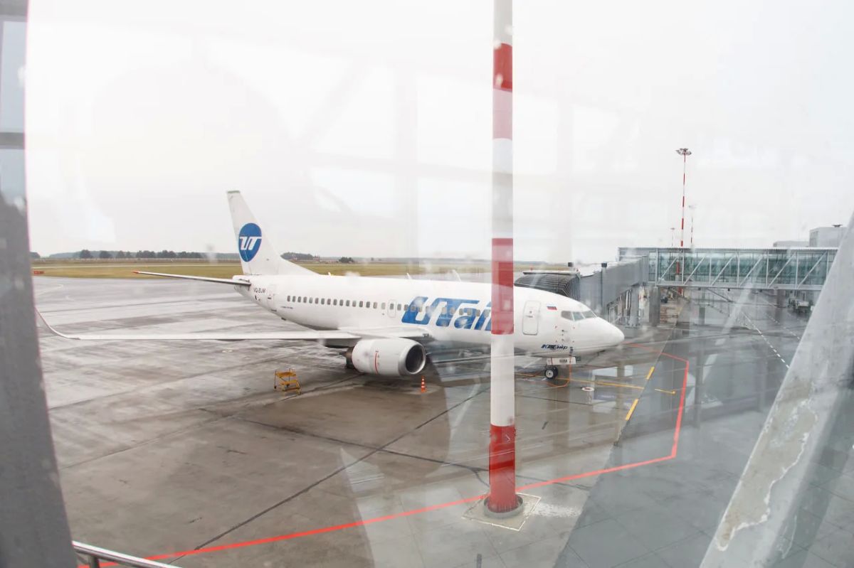 Самолет Utair, вылетевший из Тюмени в Уфу, вернулся в аэропорт из-за поломки