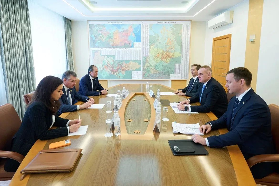 Руслан Кухарук: Провел рабочую встречу с председателем ЛиберальноДемократической партии России Леонидом Эдуардовичем Слуцким, в рамках которой обсудили направления совместной работы