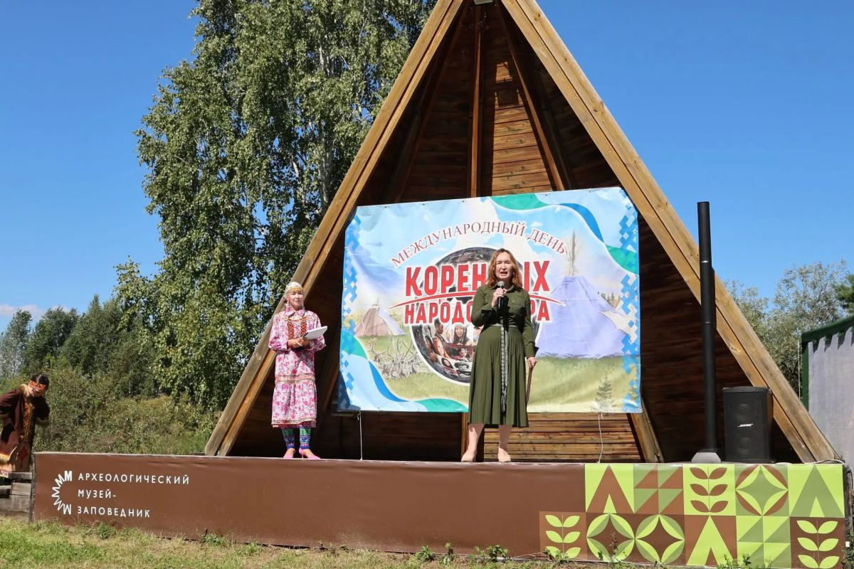 В День коренных народов мира тюменцы встретились у живого огня В День коренных народов мира тюменцы встретились у живого огня