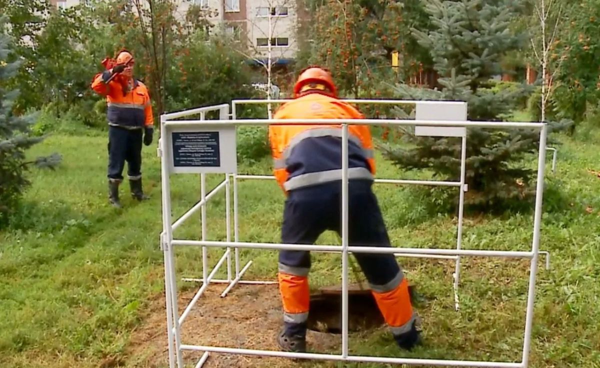 В Тюмени промывают сети в Калининском и Восточном округах для обновления воды В Тюмени промывают сети в Калининском и Восточном округах для обновления воды