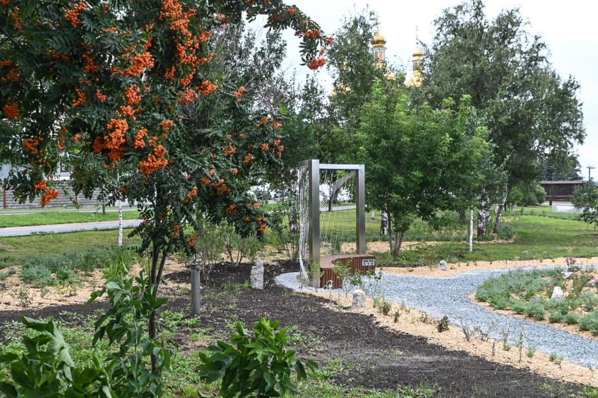 Техническое открытие I Международного фестиваля ландшафтного дизайна, благоустройства и озеленения "Сады времени" прошло на Никольской площади Тюмени 11 августа Техническое открытие I Международного фестиваля ландшафтного дизайна, благоустройства и озеленения "Сады времени" прошло на Никольской площади Тюмени 11 августа