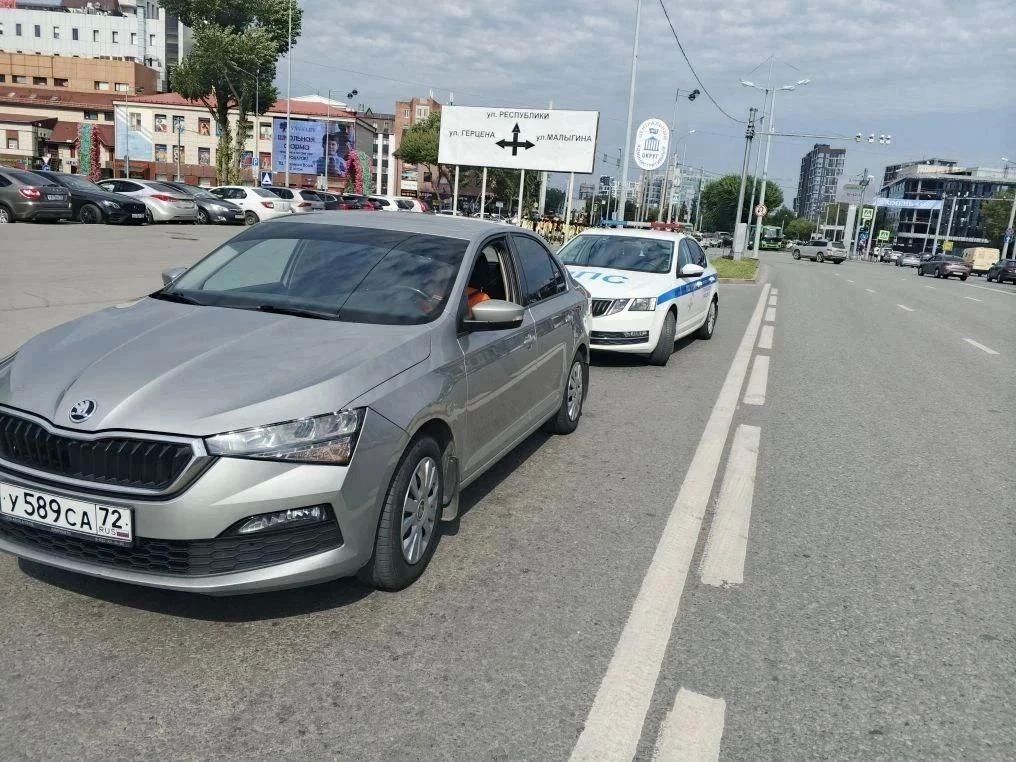 Три злостных должника, не оплачивающих многочисленные штрафы за нарушения ПДД задержаны сотрудниками Госавтоинспекции в Тюмени