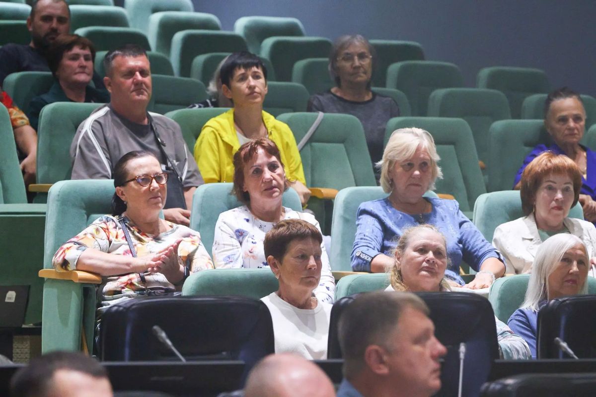В Тюмени отметили лучших народных дружинников В Тюмени отметили лучших народных дружинников