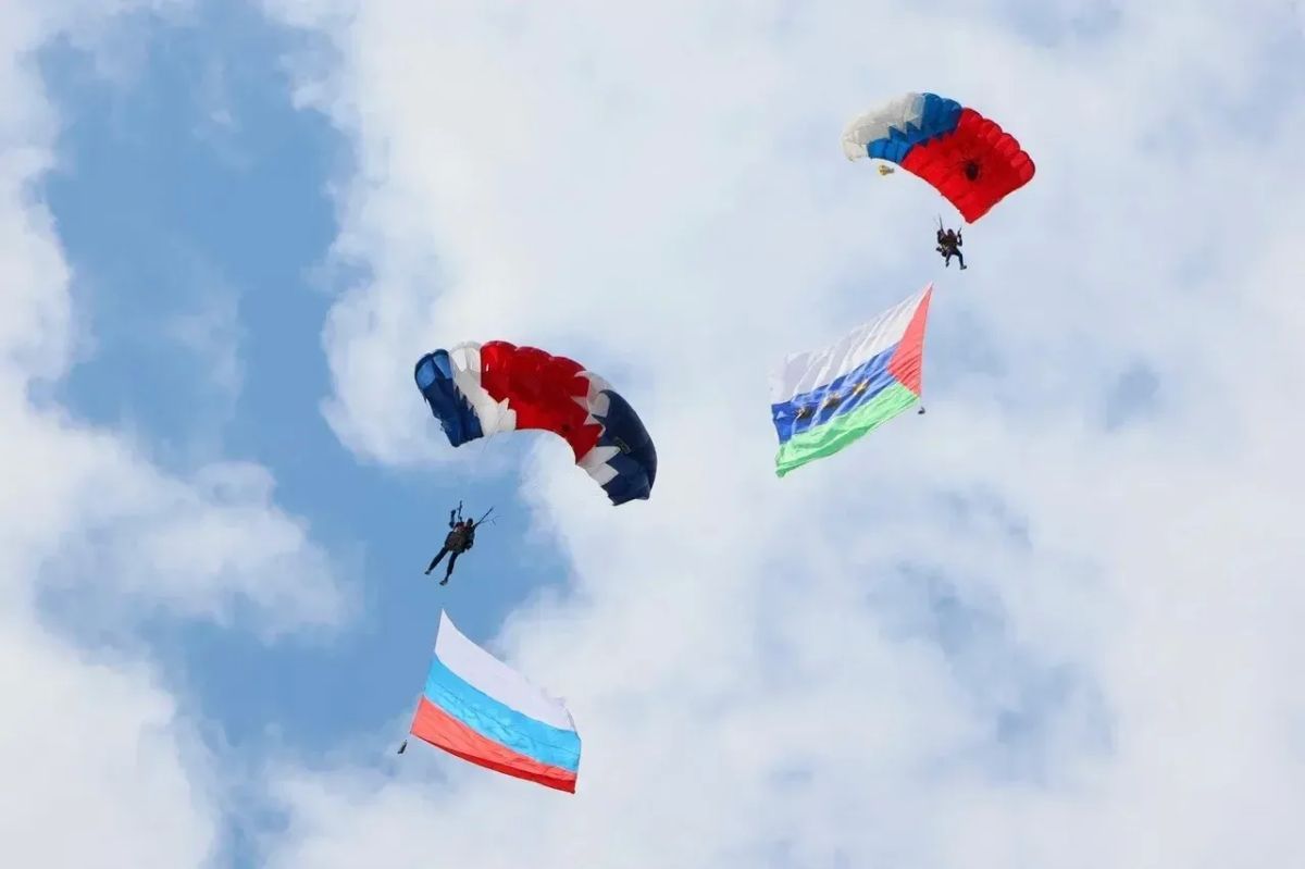 Друзья, приближается наш общий праздник – 82-я годовщина со дня образования Тюменской области Друзья, приближается наш общий праздник – 82-я годовщина со дня образования Тюменской области