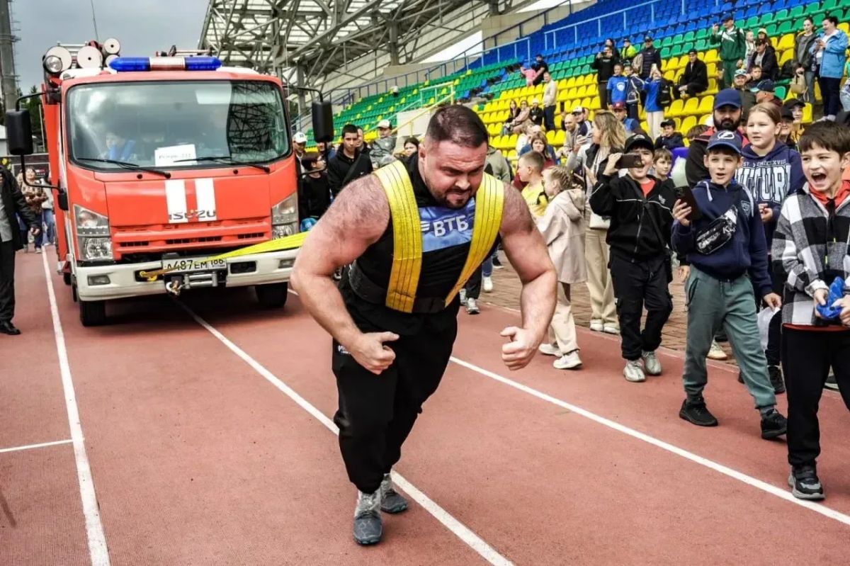 Руслан Кухарук: В Югре продолжается прием заявок на участие в федеральной программе «Земский тренер»: она запустилась в нашем регионе в этом году Руслан Кухарук: В Югре продолжается прием заявок на участие в федеральной программе «Земский тренер»: она запустилась в нашем регионе в этом году