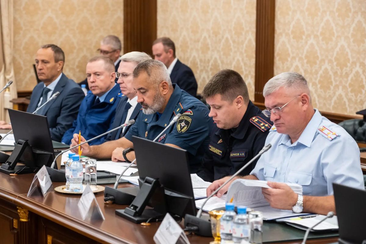 В Правительстве региона обсудили вопросы антитеррористической безопасности в Единый день голосования В Правительстве региона обсудили вопросы антитеррористической безопасности в Единый день голосования