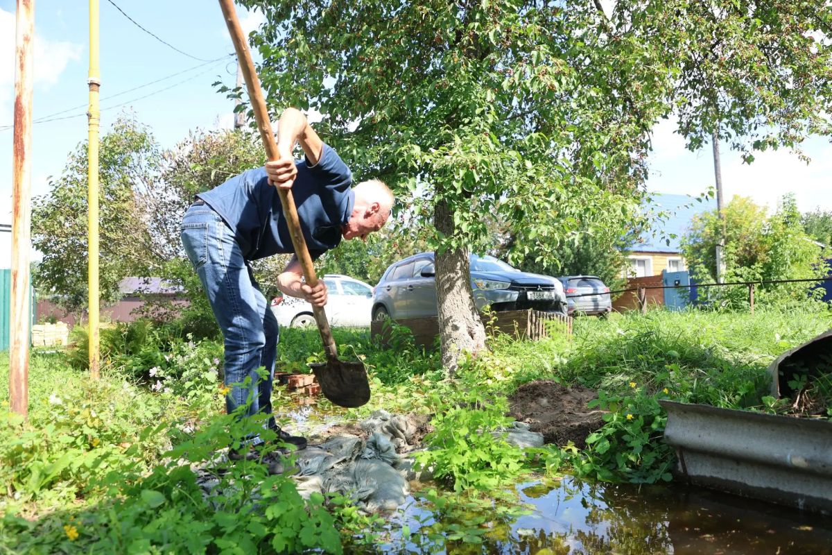 Максим Афанасьев: Грунтовые воды в заречной части Тюмени зашли в некоторые частные домовладения Максим Афанасьев: Грунтовые воды в заречной части Тюмени зашли в некоторые частные домовладения