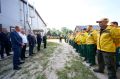 Кухарук отправил югорских спасателей тушить пожары на Ямале