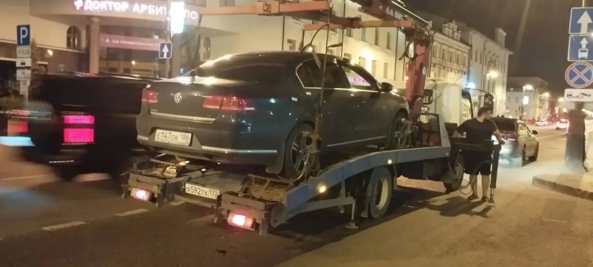 В центре и в спальных районах Тюмени ночью ездят «бесправники» В центре и в спальных районах Тюмени ночью ездят «бесправники»
