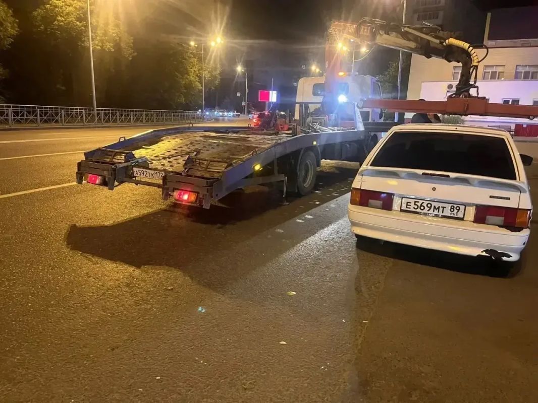За одну ночь в Тюмени задержали трёх водителей без прав За одну ночь в Тюмени задержали трёх водителей без прав