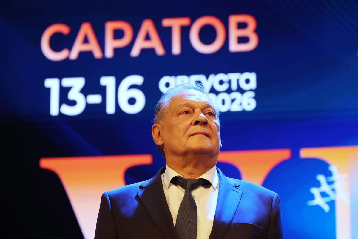 Александр Моор: В Саратовской области завершились финальные очные мероприятия VI сезона Всероссийского конкурса управленцев «Лидеры строительной отрасли» Александр Моор: В Саратовской области завершились финальные очные мероприятия VI сезона Всероссийского конкурса управленцев «Лидеры строительной отрасли»