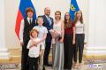 В День области губернатор Александр Моор вручил государственные награды жителям региона