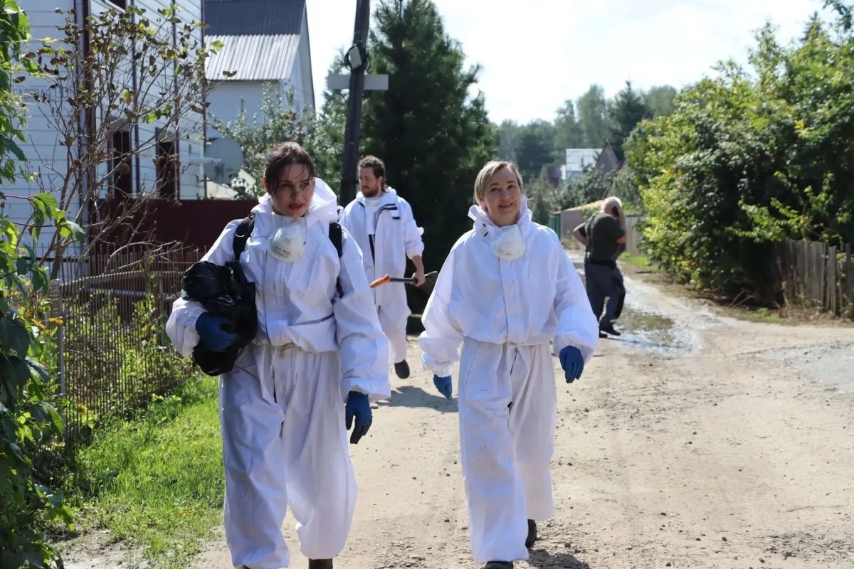 Добровольцы оперативного штаба «Тюмень — Мы Вместе» помогают в ликвидации последствий паводка Добровольцы оперативного штаба «Тюмень — Мы Вместе» помогают в ликвидации последствий паводка