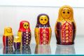 Выставка расписных матрешек 1960-1980-х годов из разных регионов РФ и зарубежья открылась в Тобольске, сообщили в департаменте культуры Тюменской области