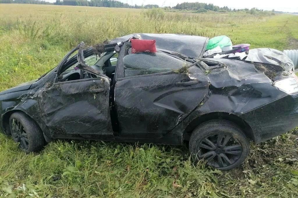 Семья из Югры разбилась на трассе Тюмень — Ханты-Мансийск
