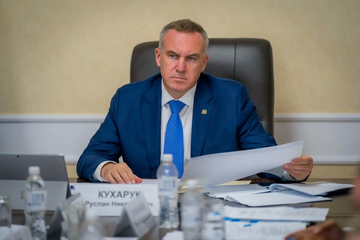 Руслан Кухарук: Провел внеочередное заседание Комиссии по обеспечению безопасности дорожного движения, в ходе которого обсудили меры по снижению уровня аварийности, профилактику детского дорожно-транспортного травматизма и... Руслан Кухарук: Провел внеочередное заседание Комиссии по обеспечению безопасности дорожного движения, в ходе которого обсудили меры по снижению уровня аварийности, профилактику детского дорожно-транспортного травматизма и...