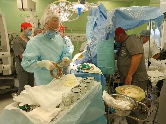 Тюменка скрывала опухоль волосами