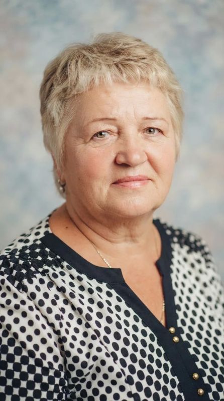Сегодня Нина Константиновна Комарова отмечает 75-летний юбилей!