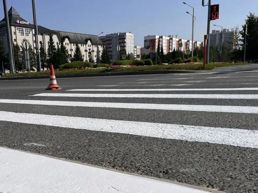 Городские службы делают всё, чтобы Тобольск встретил тысячи гостей уютом, чистотой и порядком Городские службы делают всё, чтобы Тобольск встретил тысячи гостей уютом, чистотой и порядком