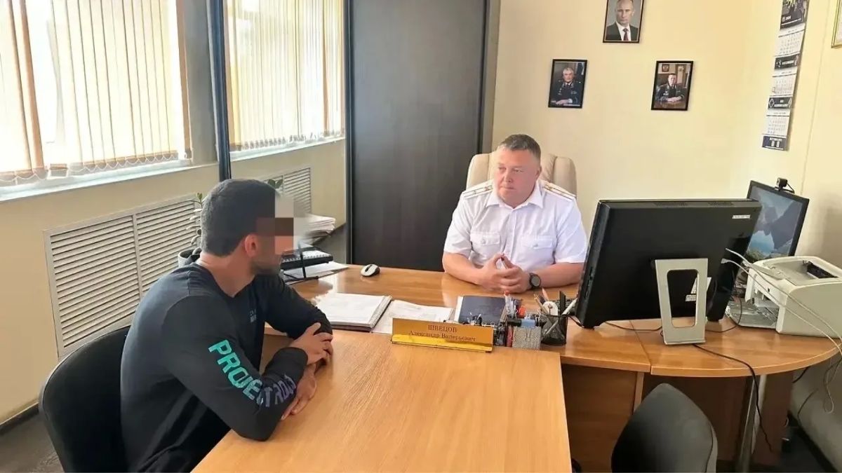 Автохулиган из Тюмени получил наказание после «славы» в соцсетях Автохулиган из Тюмени получил наказание после «славы» в соцсетях