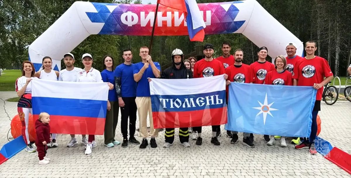 С флагом России - только вперёд! С флагом России - только вперёд!