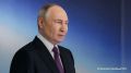 Президент Владимир Путин на съезде "Единой России" поздравил всех с Днем Государственного флага, назвав его воплощением непрерывной истории России