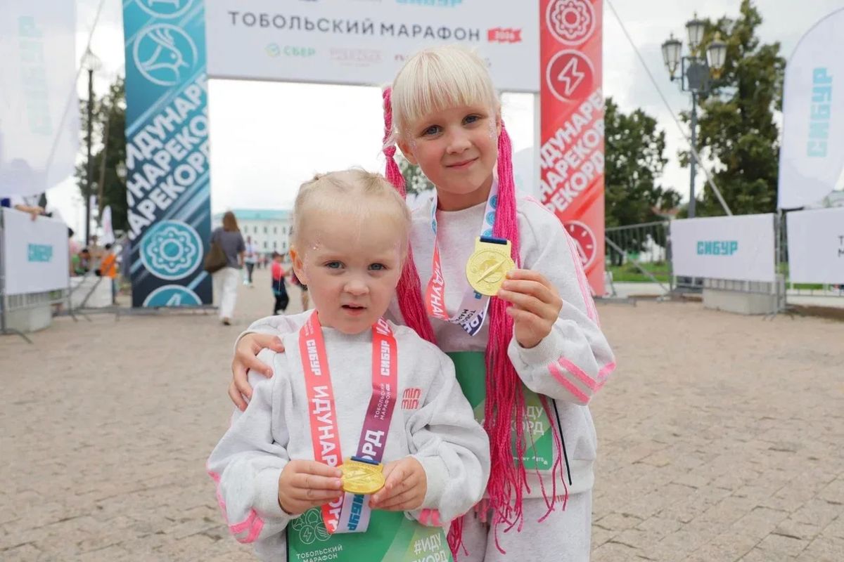 Тобольск сегодня бежит, идёт и ползёт на рекорд, у каждого свой скоростной режим Тобольск сегодня бежит, идёт и ползёт на рекорд, у каждого свой скоростной режим