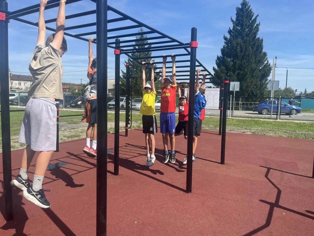 В рамках спортивного марафона «Сила России» на базе спортивного комплекса «Ладья» в селе Упорово состоялся практический мастер-класс, посвящённый правильному выполнению нормативов Всероссийского комплекса ГТО В рамках спортивного марафона «Сила России» на базе спортивного комплекса «Ладья» в селе Упорово состоялся практический мастер-класс, посвящённый правильному выполнению нормативов Всероссийского комплекса ГТО