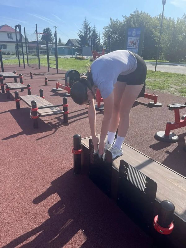 В рамках спортивного марафона «Сила России» на базе спортивного комплекса «Ладья» в селе Упорово состоялся практический мастер-класс, посвящённый правильному выполнению нормативов Всероссийского комплекса ГТО В рамках спортивного марафона «Сила России» на базе спортивного комплекса «Ладья» в селе Упорово состоялся практический мастер-класс, посвящённый правильному выполнению нормативов Всероссийского комплекса ГТО