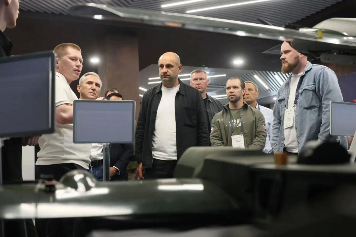 Артём Жога: Выставка народного оборонно-промышленного комплекса - обязательная часть форума "Патриоты России" Артём Жога: Выставка народного оборонно-промышленного комплекса - обязательная часть форума "Патриоты России"
