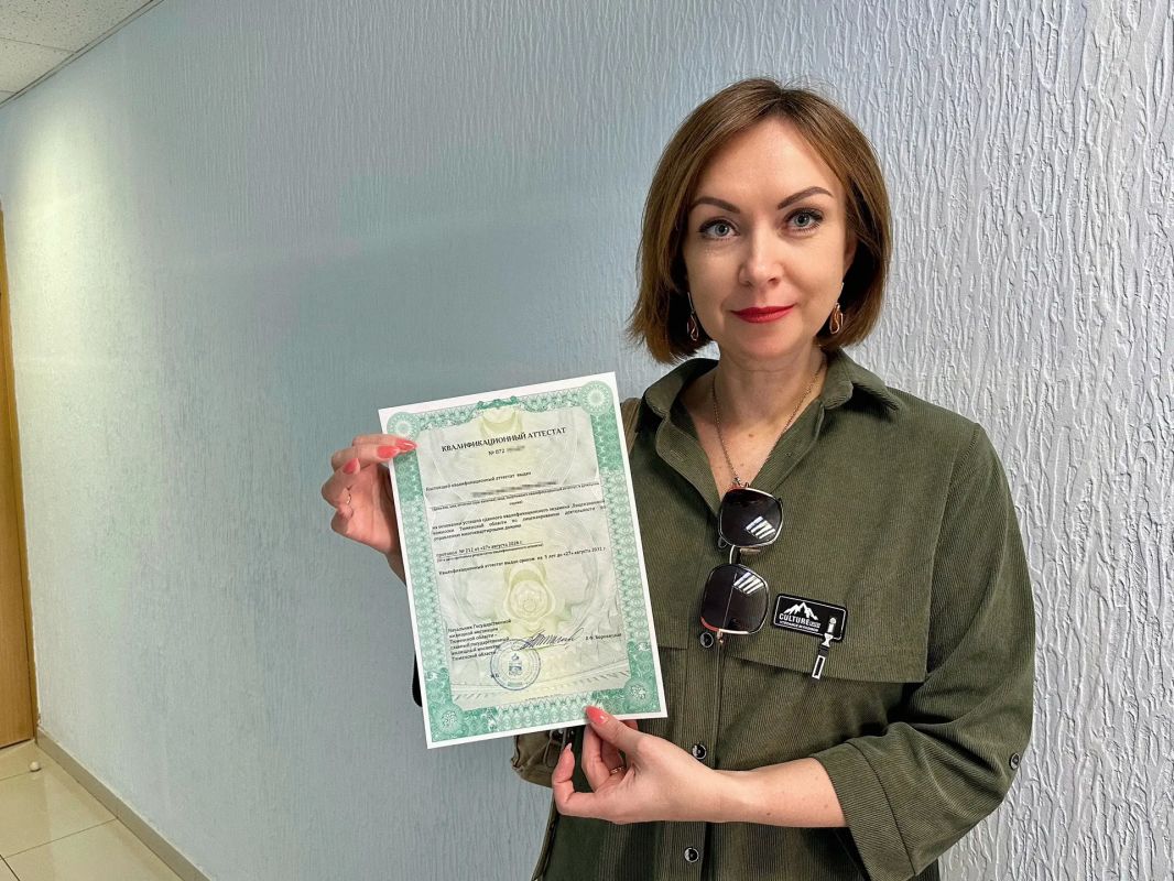 Сегодня жилищная инспекция выдала два последних квалификационных аттестата на бумаге Сегодня жилищная инспекция выдала два последних квалификационных аттестата на бумаге