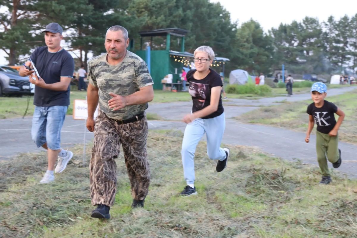В Юргинском округе прошёл семейный слёт «Мы вместе» В Юргинском округе прошёл семейный слёт «Мы вместе»