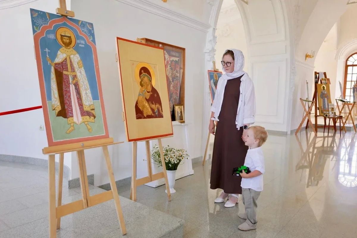Листаем кадры дальше. Остановимся на том, что наполняло это лето особым смыслом Листаем кадры дальше. Остановимся на том, что наполняло это лето особым смыслом