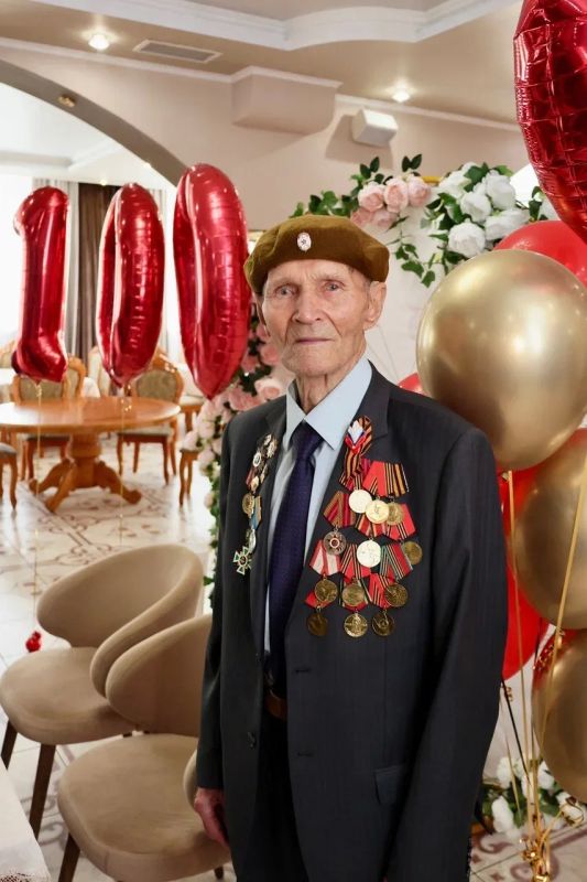 Друзья, лето завершается, оставляя в памяти не просто теплые дни, а время нашей общей гордости и единства Друзья, лето завершается, оставляя в памяти не просто теплые дни, а время нашей общей гордости и единства