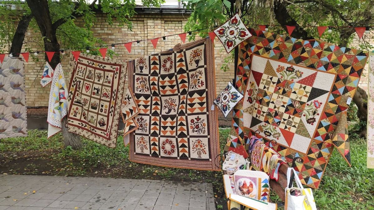 В музее «Дом Машарова» завершился цикл выставок-ярмарок лоскутного шитья В музее «Дом Машарова» завершился цикл выставок-ярмарок лоскутного шитья