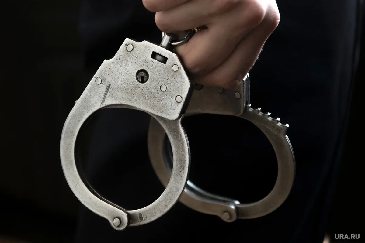 Школьника арестовали по обвинению в убийстве бывшего одноклассника в Ханты-Мансийске