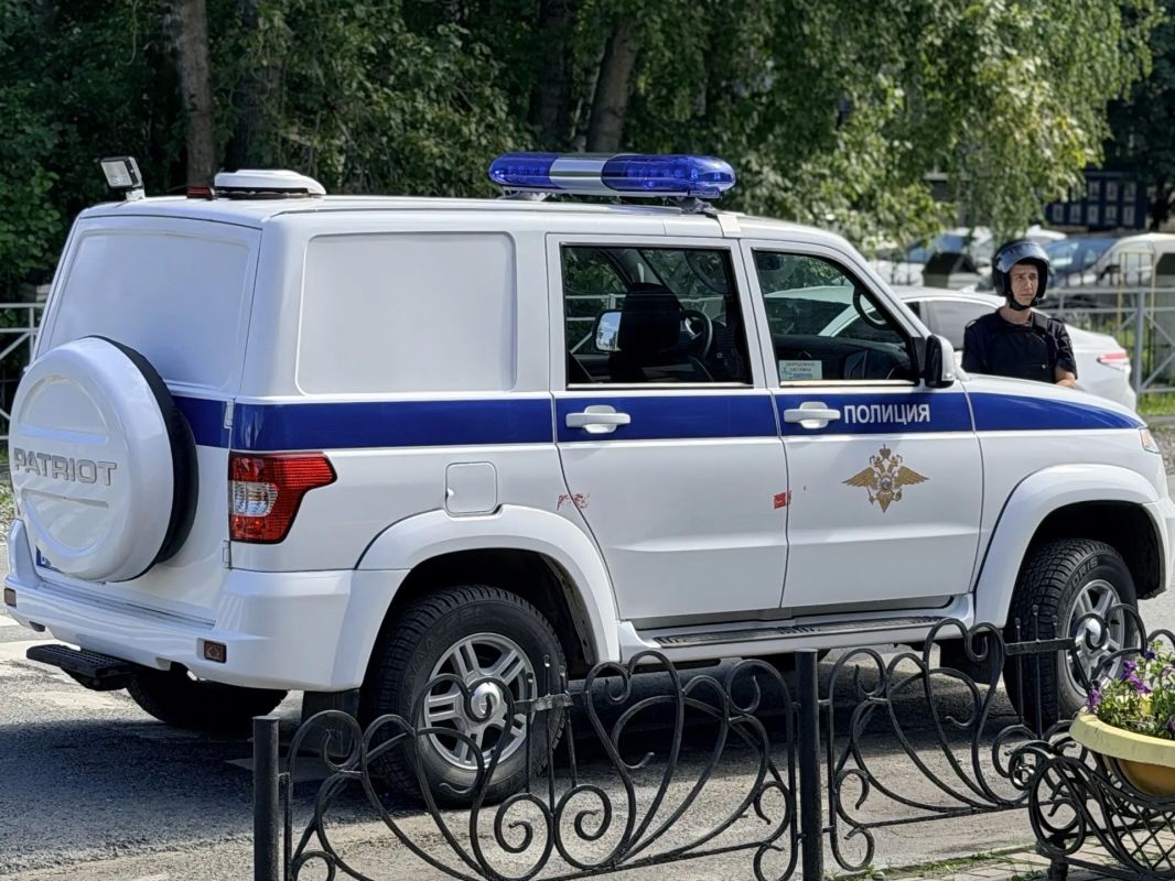 Провел плановое заседание КЧС и пожарной безопасности Провел плановое заседание КЧС и пожарной безопасности