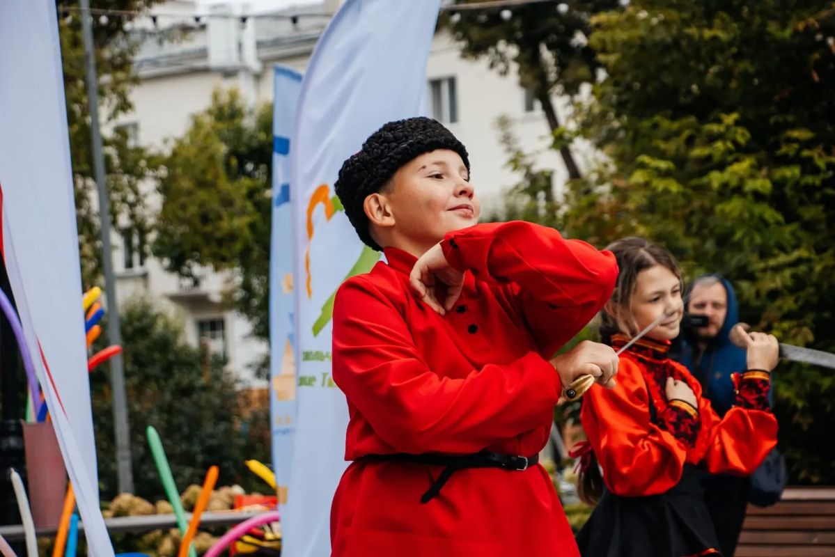 В Тюмени состоялся семейный фестиваль для детей участников СВО В Тюмени состоялся семейный фестиваль для детей участников СВО