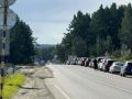 Горожане не могут заправиться: на АЗС собираются огромные очереди