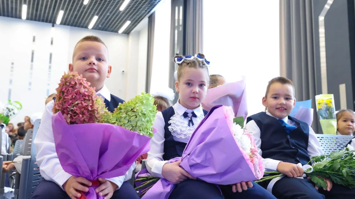 "Поехали!" — именно с этих слов началась новая жизнь в школе №96! "Поехали!" — именно с этих слов началась новая жизнь в школе №96!