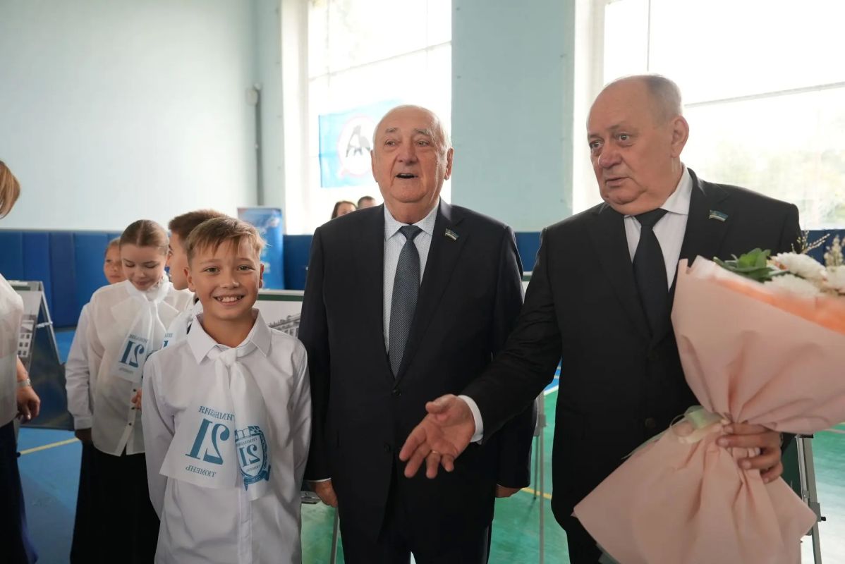 В 90-й раз в первый класс! В 90-й раз в первый класс!