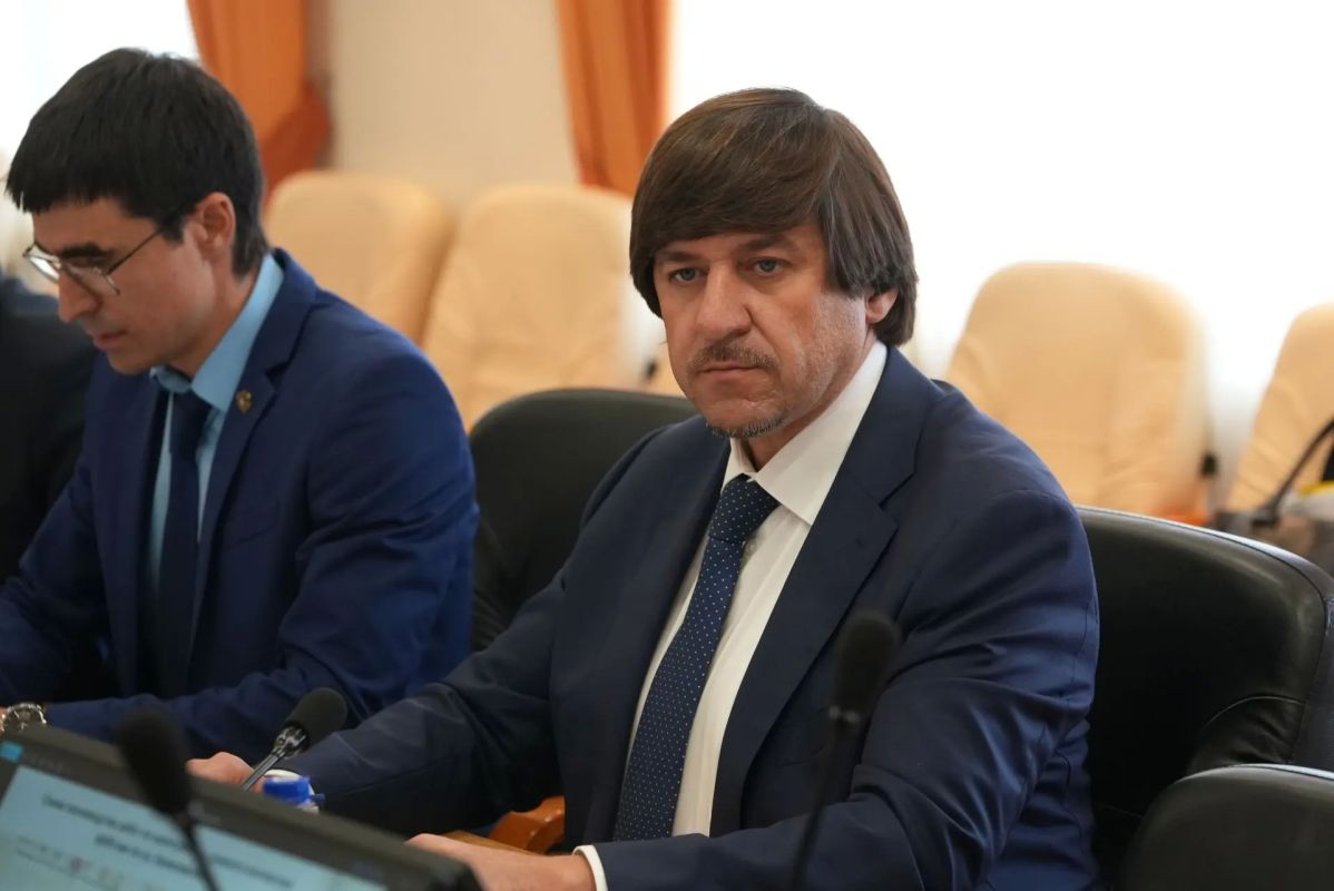 Максим Афанасьев: Продолжаю знакомить с итогами заседания штаба по коммунальному комплексу города Максим Афанасьев: Продолжаю знакомить с итогами заседания штаба по коммунальному комплексу города