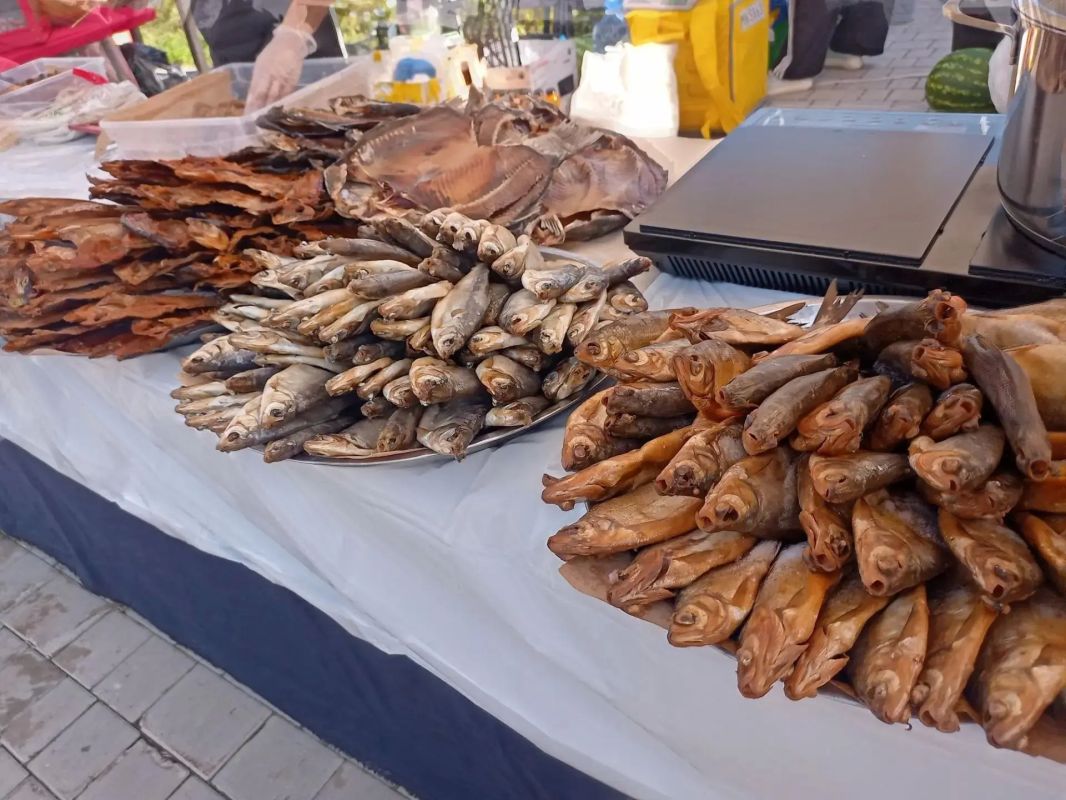 Тоболяки и гости города! Ярмарка открыта — выбирайте самое вкусное! Тоболяки и гости города! Ярмарка открыта — выбирайте самое вкусное!