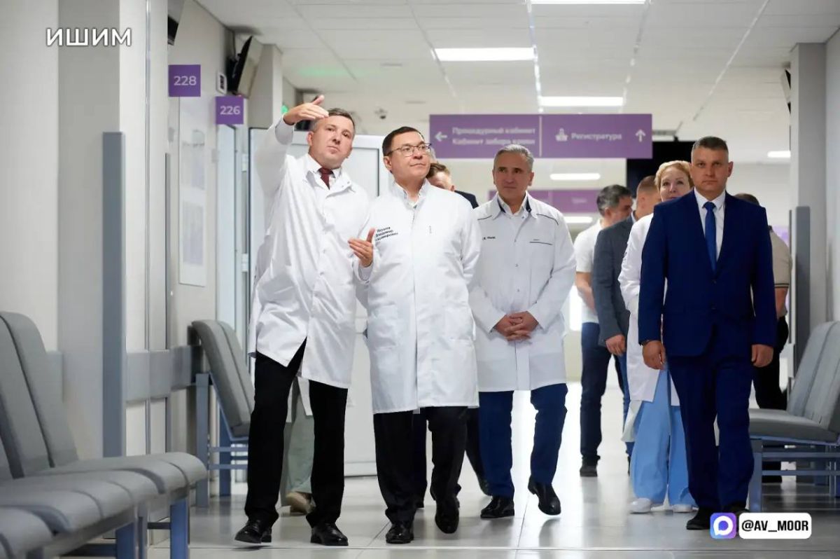 Александр Моор: Два знаковых для Ишима и Ишимского округа объекта осмотрели накануне вместе с первым заместителем председателя Совета Федерации Владимиром Владимировичем Якушевым Александр Моор: Два знаковых для Ишима и Ишимского округа объекта осмотрели накануне вместе с первым заместителем председателя Совета Федерации Владимиром Владимировичем Якушевым
