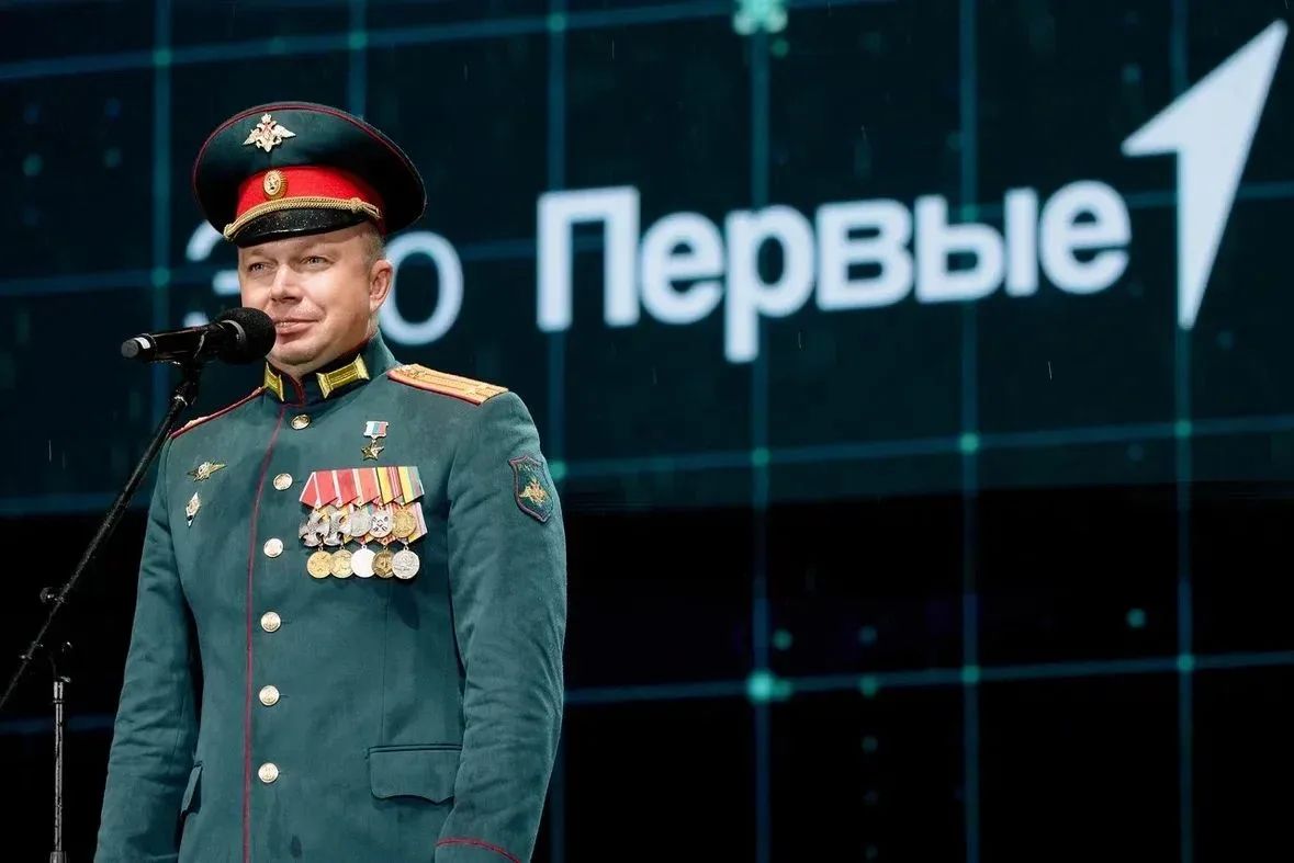 Артём Жога: Команды Уральского федерального округа стали победителями военно-патриотической игры "Зарница 2.0". "ВОИН-ТИГРЫ" из Тюменской области заняли первое место, а "Юный ВОИН ЯМАЛа" - третье! Артём Жога: Команды Уральского федерального округа стали победителями военно-патриотической игры "Зарница 2.0". "ВОИН-ТИГРЫ" из Тюменской области заняли первое место, а "Юный ВОИН ЯМАЛа" - третье!