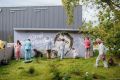 В Тюмени появился мурал с портретом Юрия Шатунова