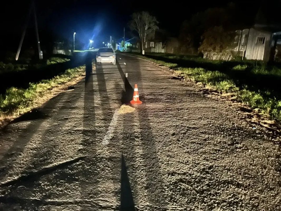 В Ярковском районе 11-летний ребёнок на питбайке сбил пешехода В Ярковском районе 11-летний ребёнок на питбайке сбил пешехода