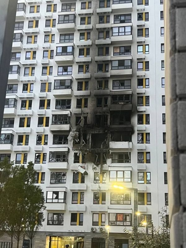 Четыре человека, в том числе ребёнок, погибли после атаки ВСУ по Новороссийску Четыре человека, в том числе ребёнок, погибли после атаки ВСУ по Новороссийску
