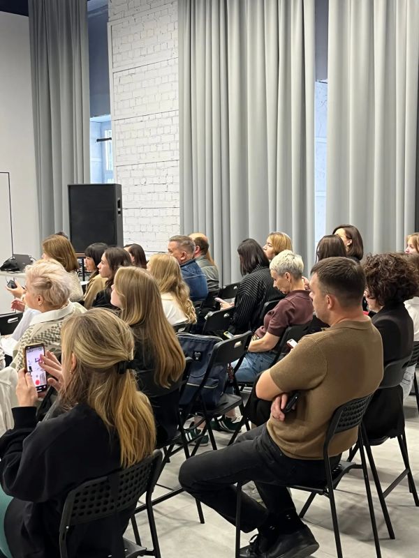 В Тюмени стартовал деловой сезон событий креативных индустрий В Тюмени стартовал деловой сезон событий креативных индустрий